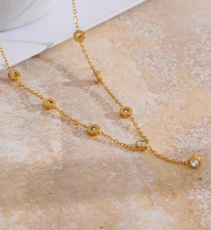 XENIA NECKLACE