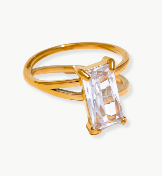 MAUD RING