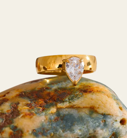 Crystal Ring
