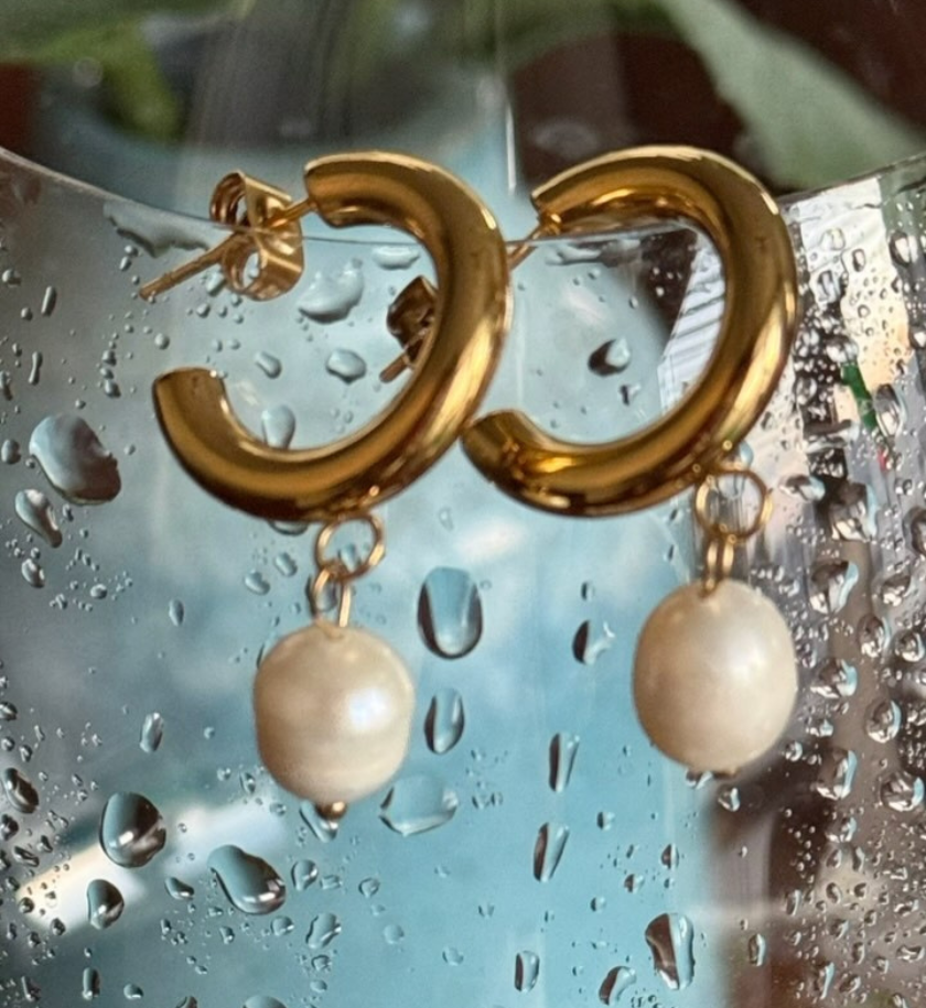 ASH EARRING