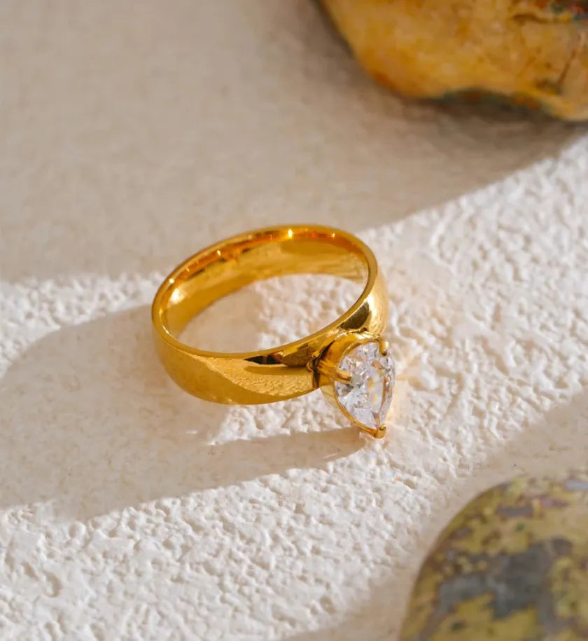 Crystal Ring