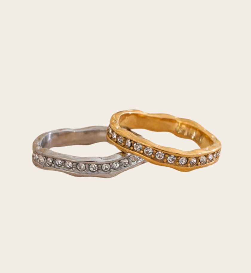 QUEENIE RING