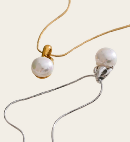 Blanche Necklace