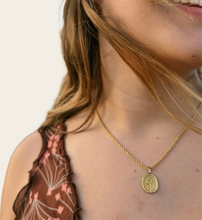BAILEY NECKLACE