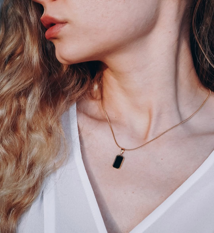 DUDLEY NECKLACE
